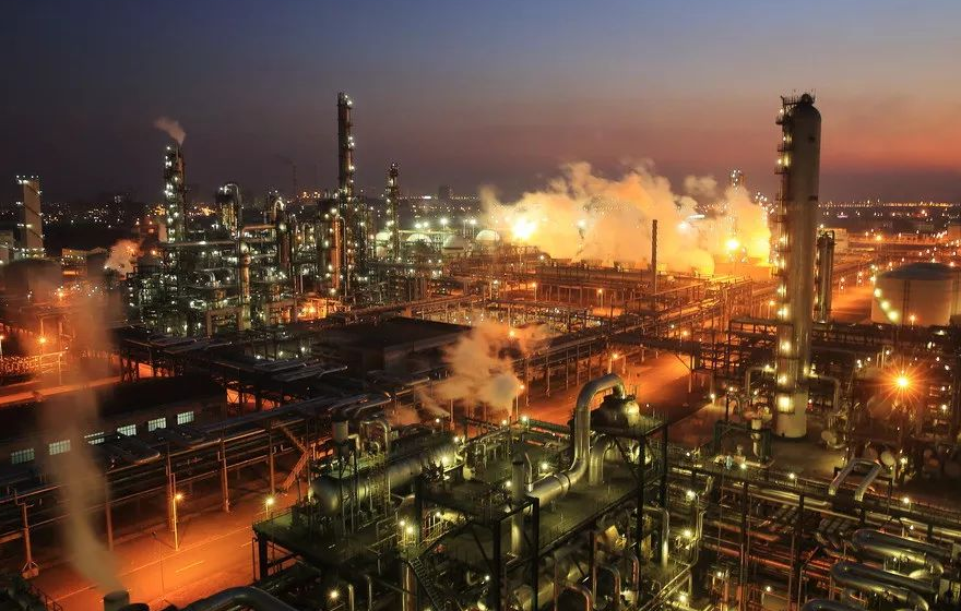 PTA期货跌穿5100元/吨，下游利润被挤压，散户：我该怎么买？