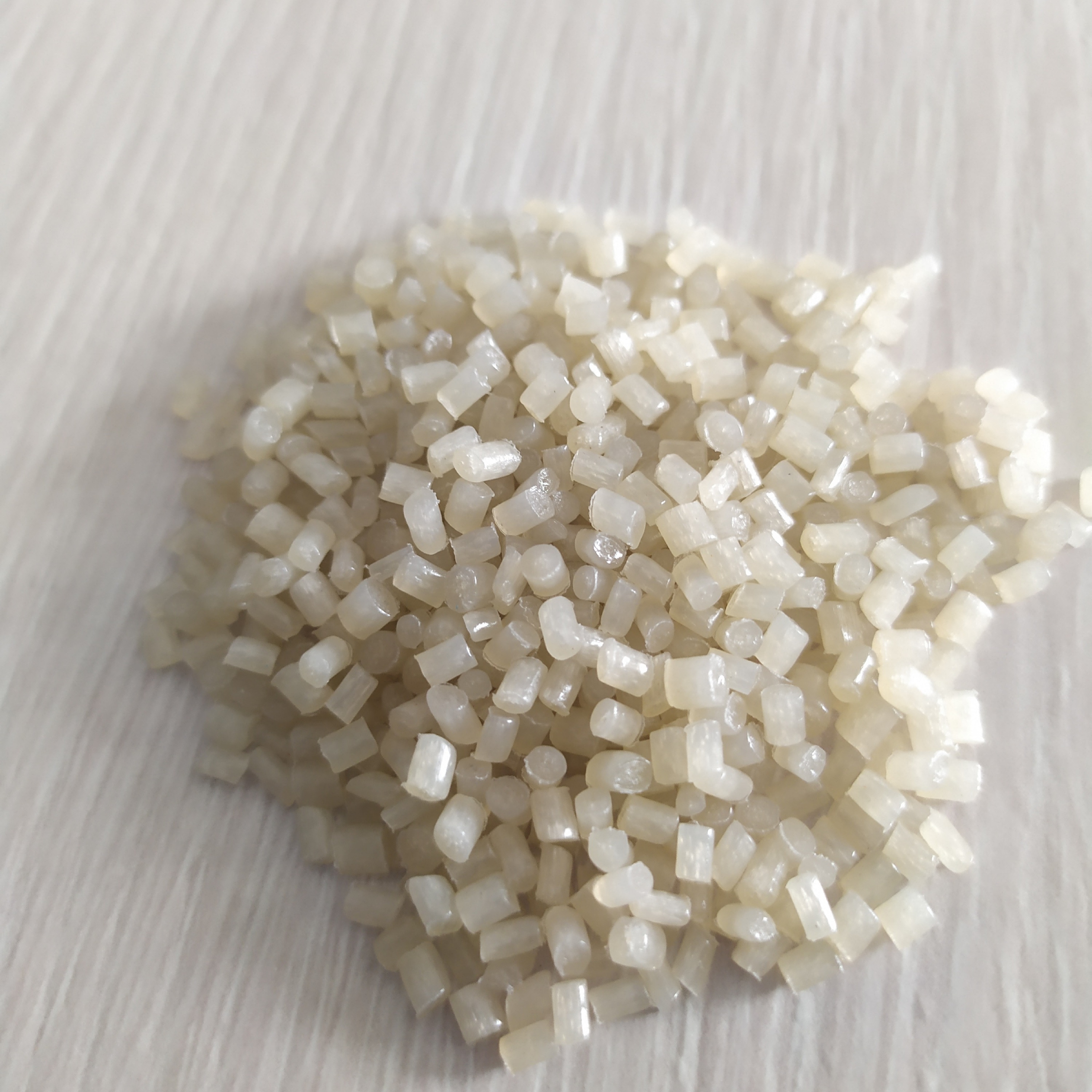 【PE日报】2月4日互有涨跌，价格波动20-200元/吨